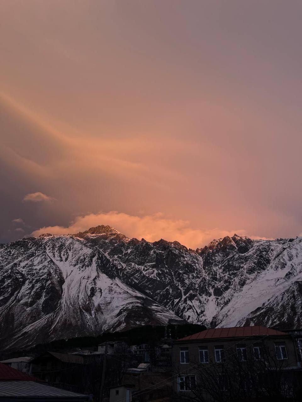 Guest House Misho Kazbegi Luaran gambar