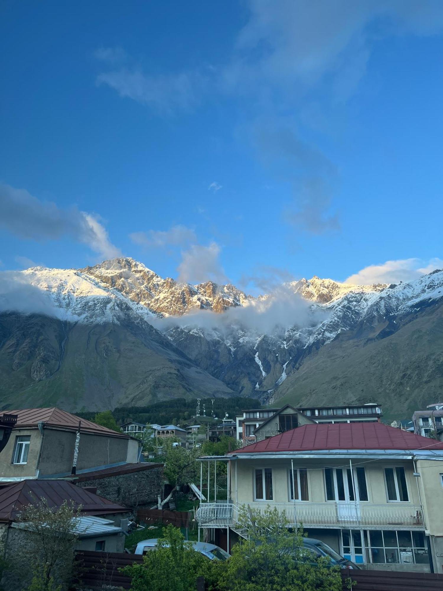 Guest House Misho Kazbegi Luaran gambar