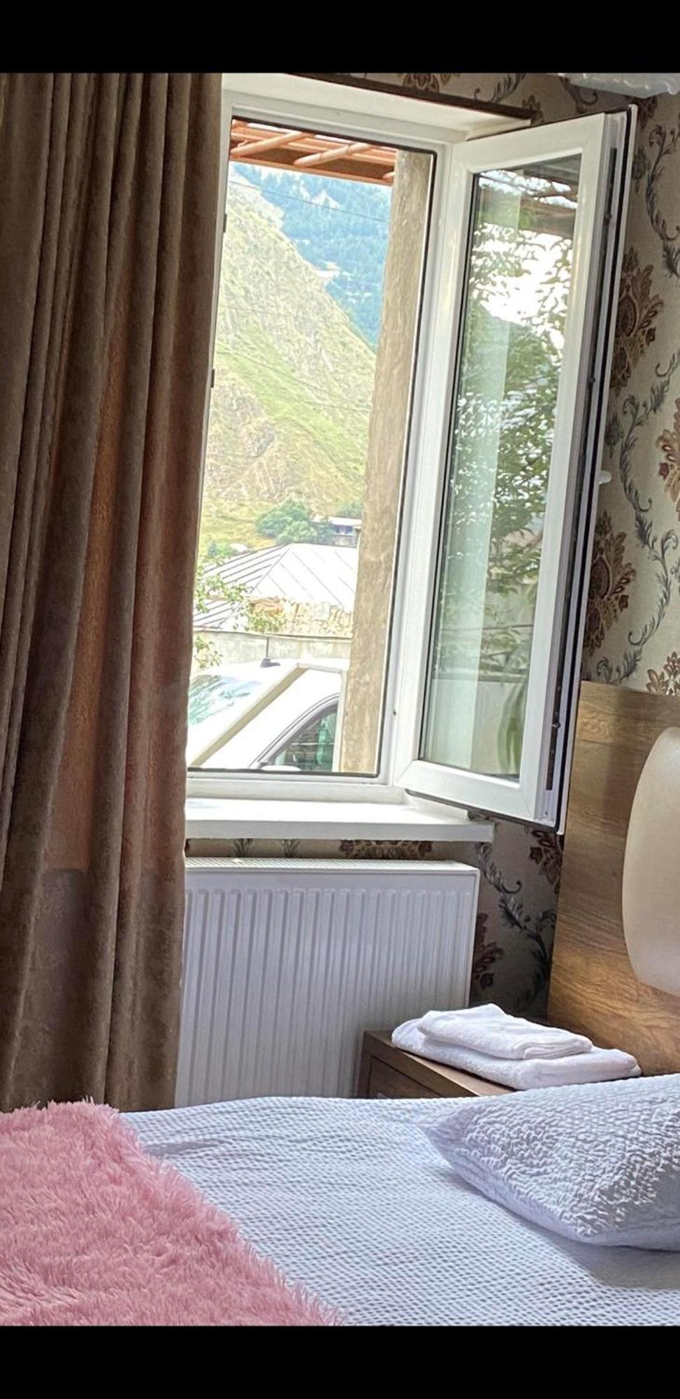 Guest House Misho Kazbegi Luaran gambar